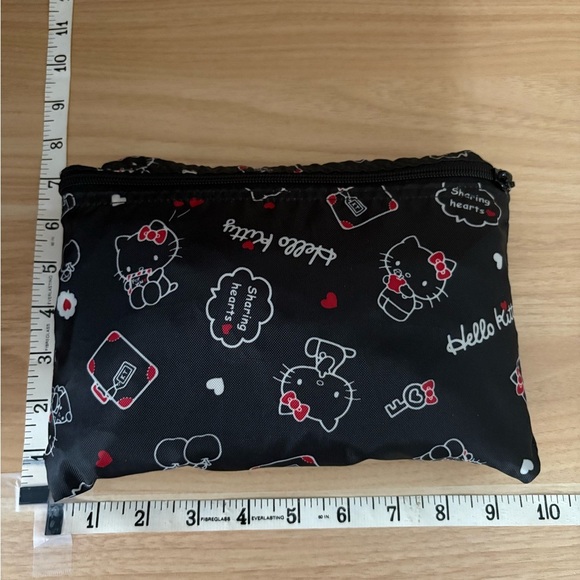 HELLO KITTY Black Foldable Travel Duffle Bag w/ Luggage Handle Sleeve - Picture 10 of 13